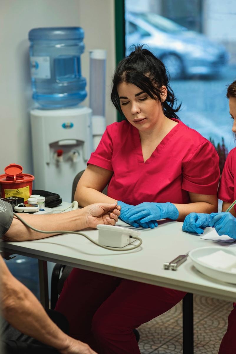 Zdjęcie w galerii na portalu naszraciborz.pl: Profilaktyka czerniaka. Konferencja w Raciborzu wiadomości z regionu