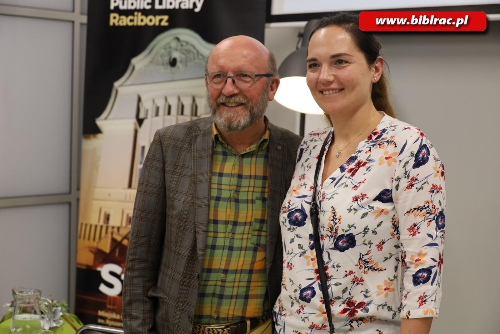 Zdjęcie w galerii na portalu naszraciborz.pl: Aktor musi grać, by żyć! Artur Barciś w Raciborzu na bis wiadomości z regionu