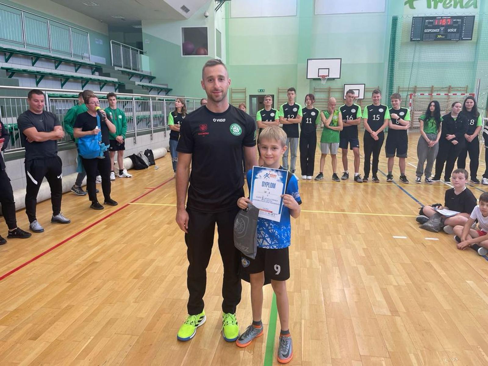 Zdjęcie w galerii na portalu naszraciborz.pl: Zbijak Cup 2023. SP 3 i SP 13 najlepsze [FOTO] wiadomości z regionu