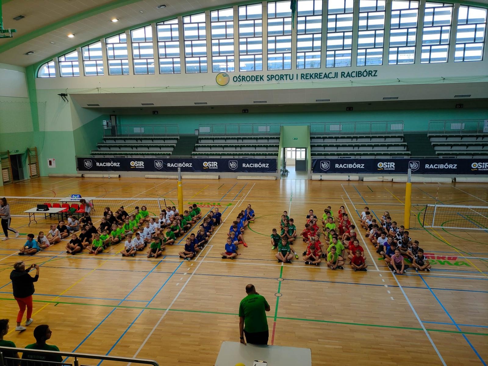 Zdjęcie w galerii na portalu naszraciborz.pl: Zbijak Cup 2023. SP 3 i SP 13 najlepsze [FOTO] wiadomości z regionu