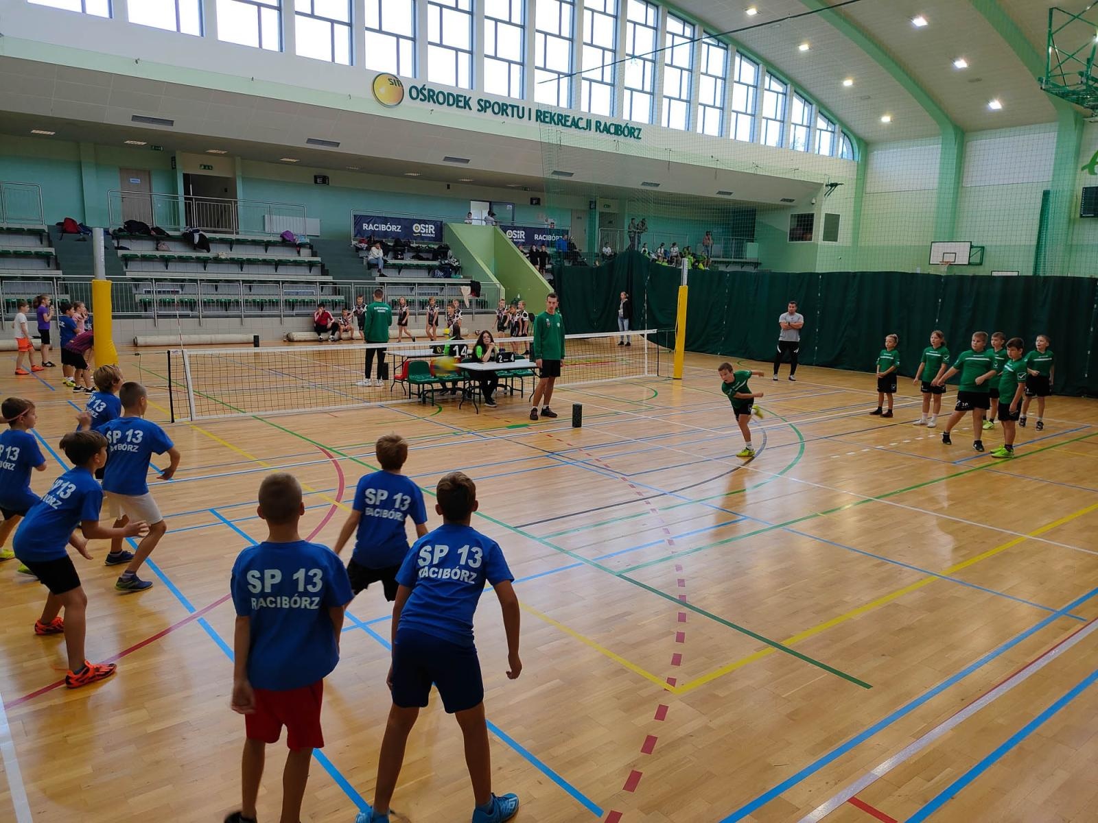 Zdjęcie w galerii na portalu naszraciborz.pl: Zbijak Cup 2023. SP 3 i SP 13 najlepsze [FOTO] wiadomości z regionu