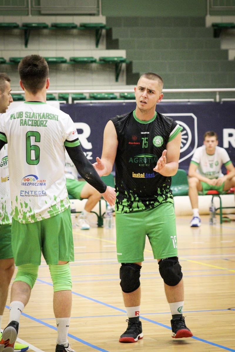 Zdjęcie w galerii na portalu naszraciborz.pl: Trzy punkty dla Klubu Siatkarskiego Racibórz [FOTO] wiadomości z regionu