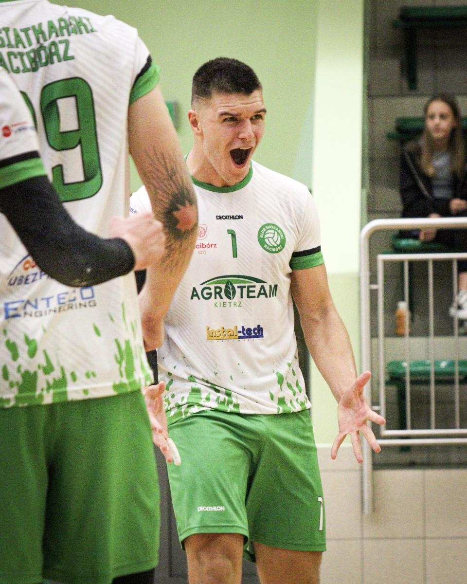 Zdjęcie w galerii na portalu naszraciborz.pl: Trzy punkty dla Klubu Siatkarskiego Racibórz [FOTO] wiadomości z regionu