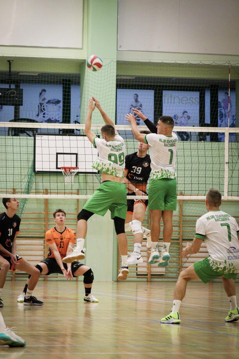 Zdjęcie w galerii na portalu naszraciborz.pl: Trzy punkty dla Klubu Siatkarskiego Racibórz [FOTO] wiadomości z regionu