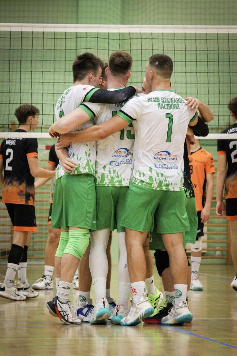 Zdjęcie w galerii na portalu naszraciborz.pl: Trzy punkty dla Klubu Siatkarskiego Racibórz [FOTO] wiadomości z regionu