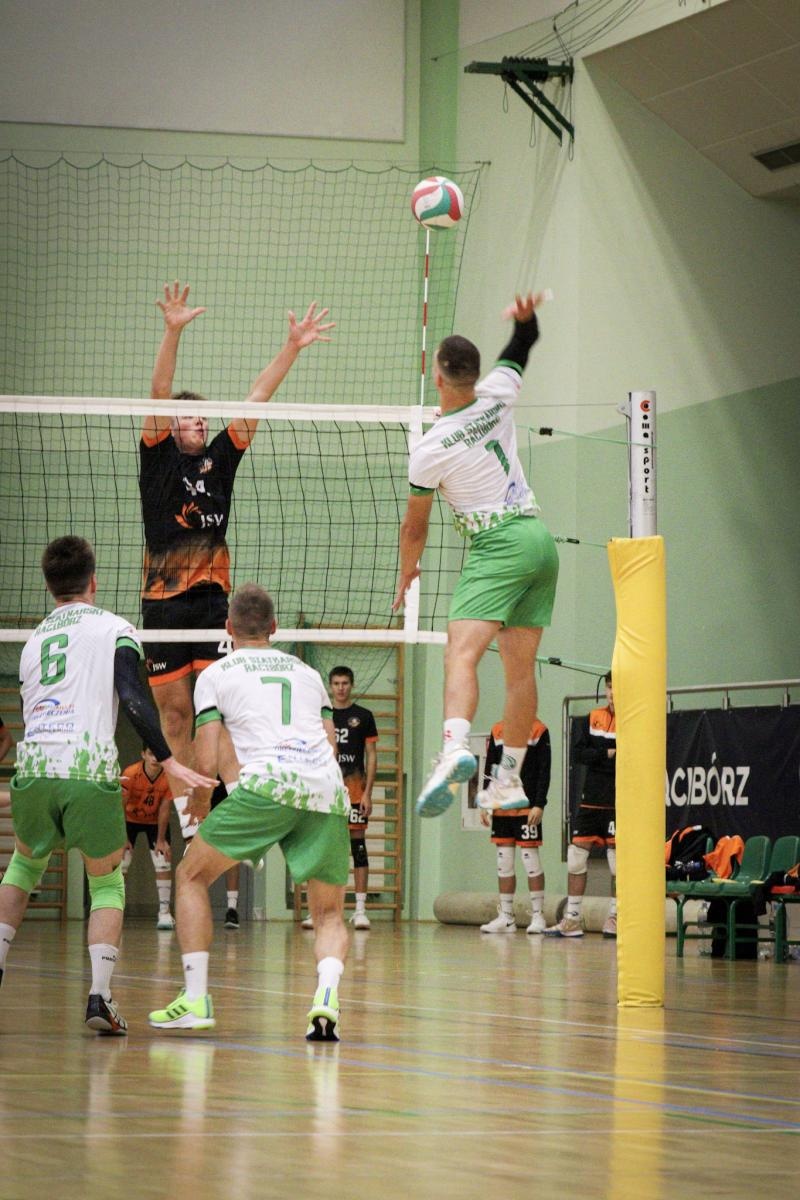 Zdjęcie w galerii na portalu naszraciborz.pl: Trzy punkty dla Klubu Siatkarskiego Racibórz [FOTO] wiadomości z regionu