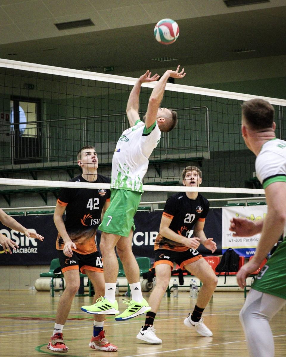Zdjęcie w galerii na portalu naszraciborz.pl: Trzy punkty dla Klubu Siatkarskiego Racibórz [FOTO] wiadomości z regionu