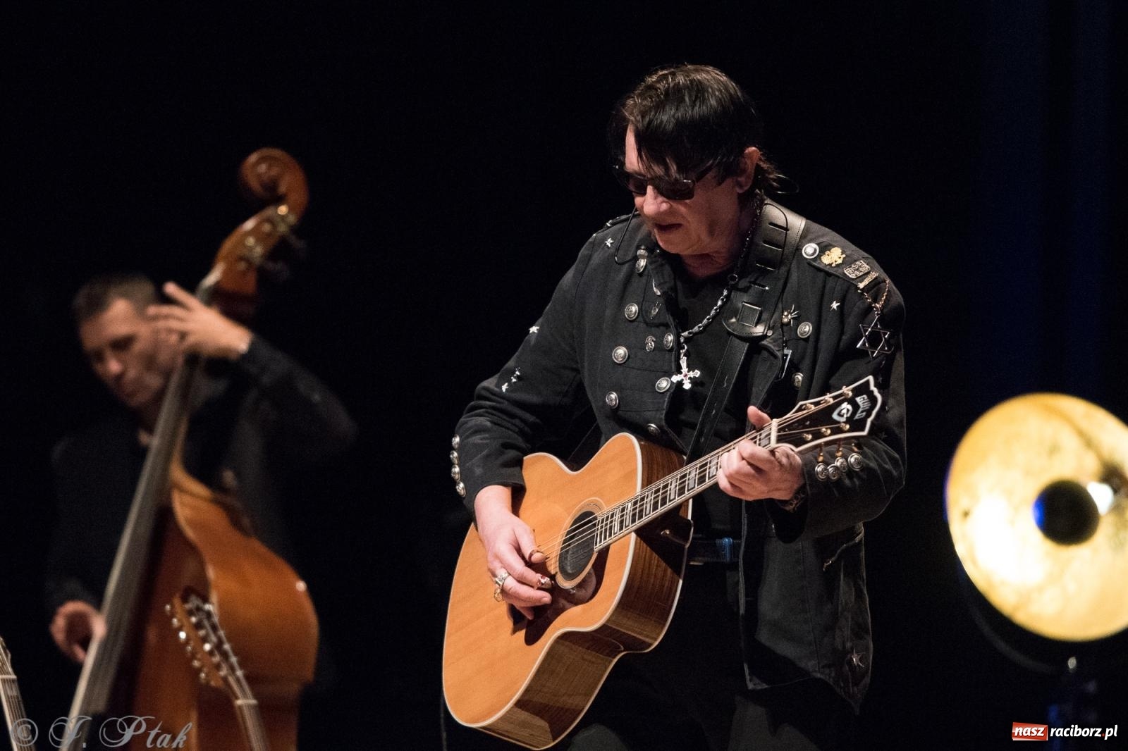 Zdjęcie w galerii na portalu naszraciborz.pl: Klauzula Sumienia - Maciej Maleńczuk w RCK wiadomości z regionu