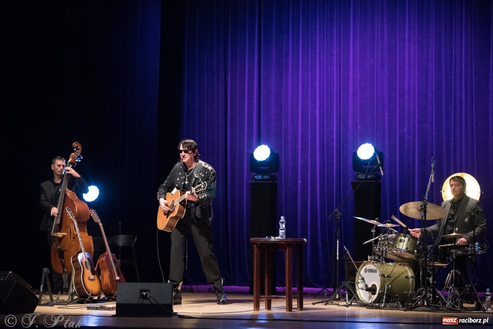 Zdjęcie w galerii na portalu naszraciborz.pl: Klauzula Sumienia - Maciej Maleńczuk w RCK wiadomości z regionu