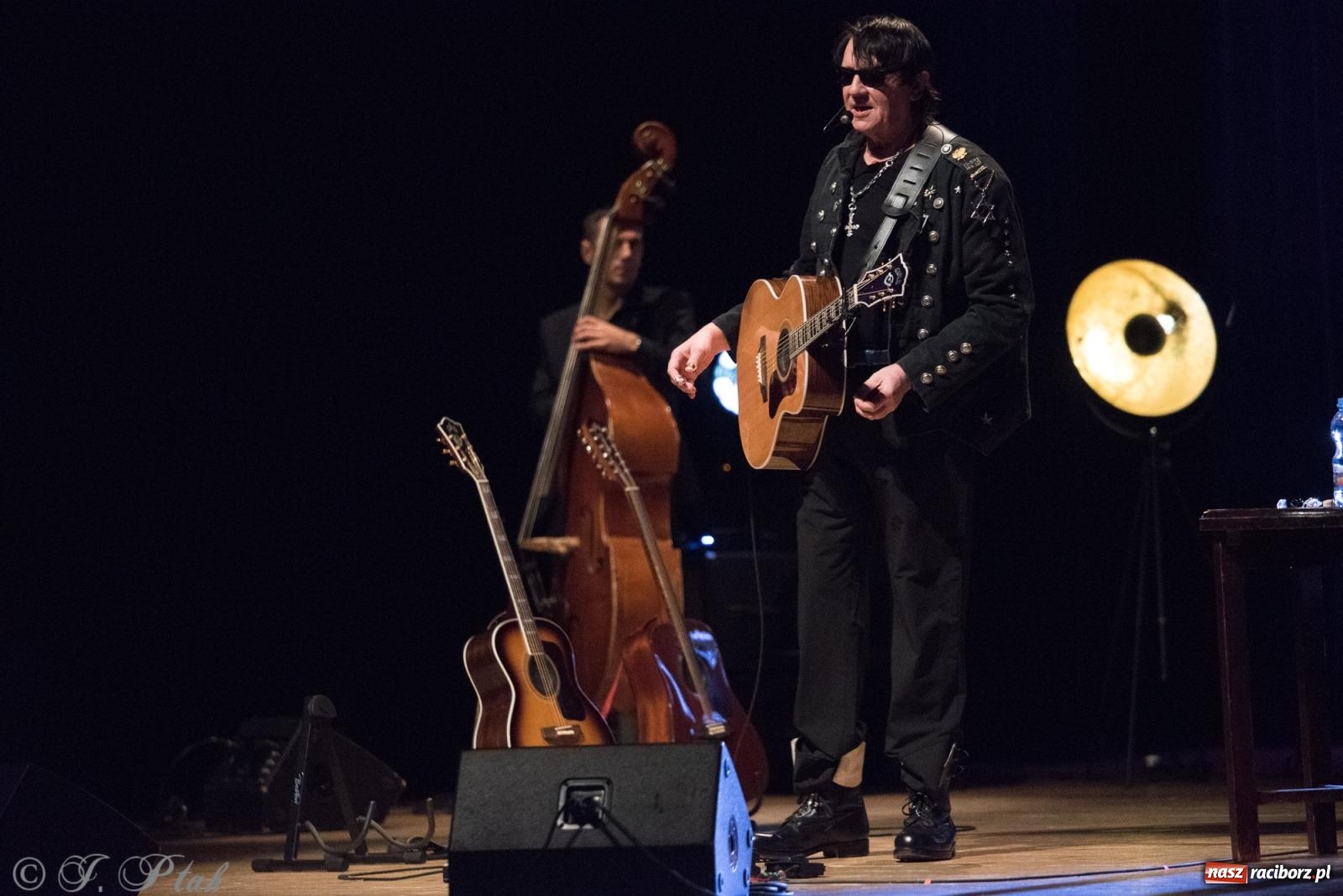 Zdjęcie w galerii na portalu naszraciborz.pl: Klauzula Sumienia - Maciej Maleńczuk w RCK wiadomości z regionu