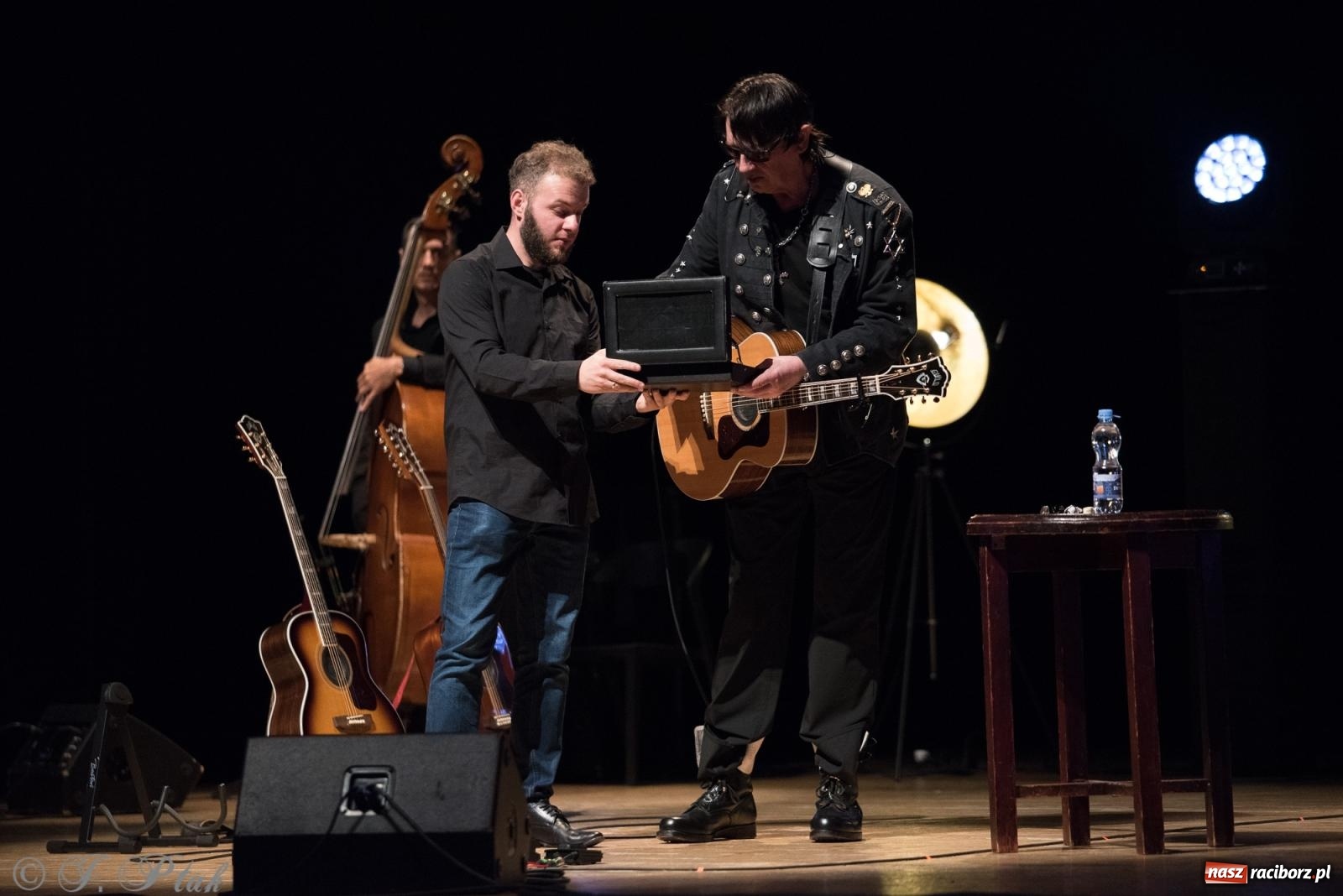 Zdjęcie w galerii na portalu naszraciborz.pl: Klauzula Sumienia - Maciej Maleńczuk w RCK wiadomości z regionu