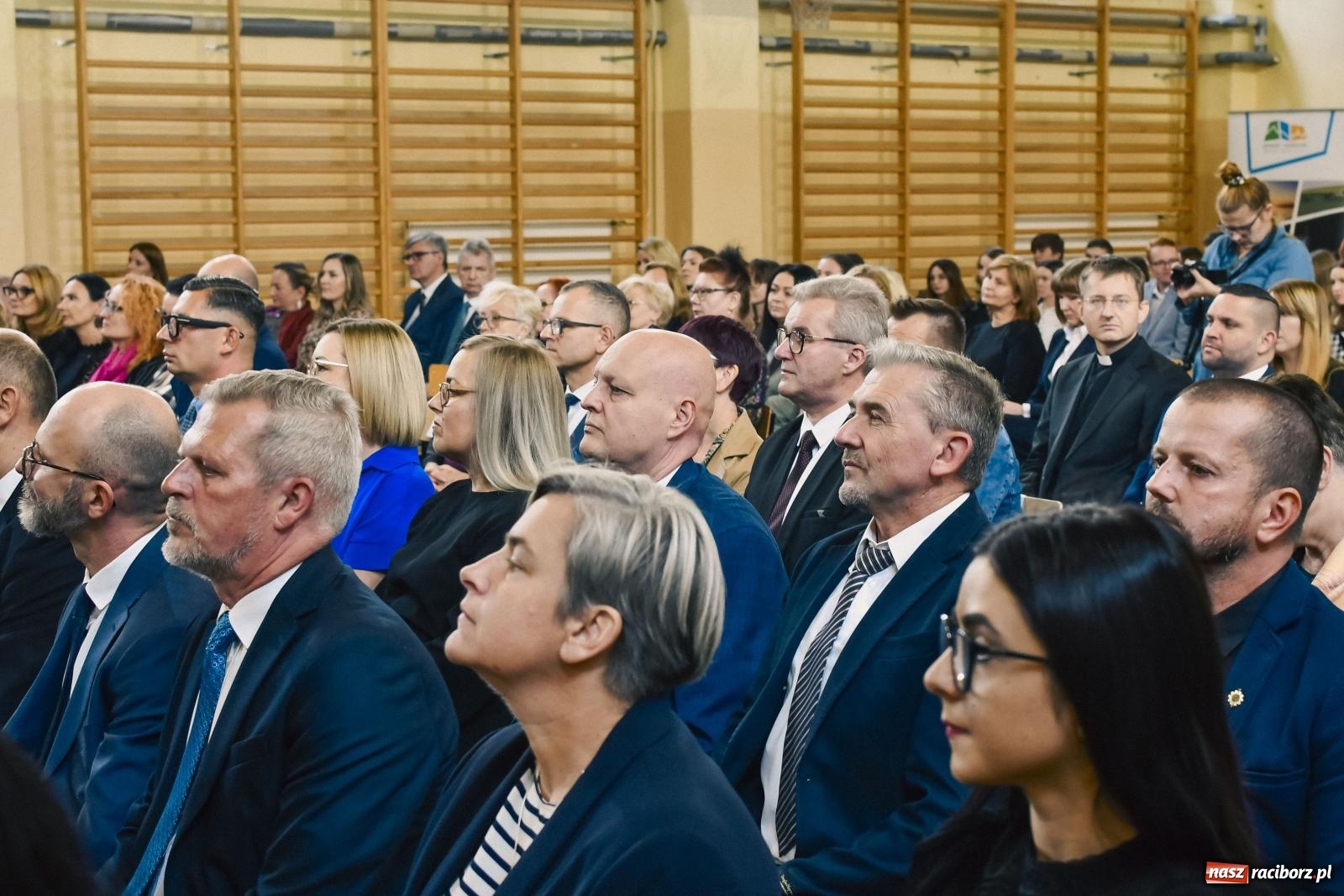 Zdjęcie w galerii na portalu naszraciborz.pl: Powiatowy Dzień Edukacji Narodowej w II LO wiadomości z regionu