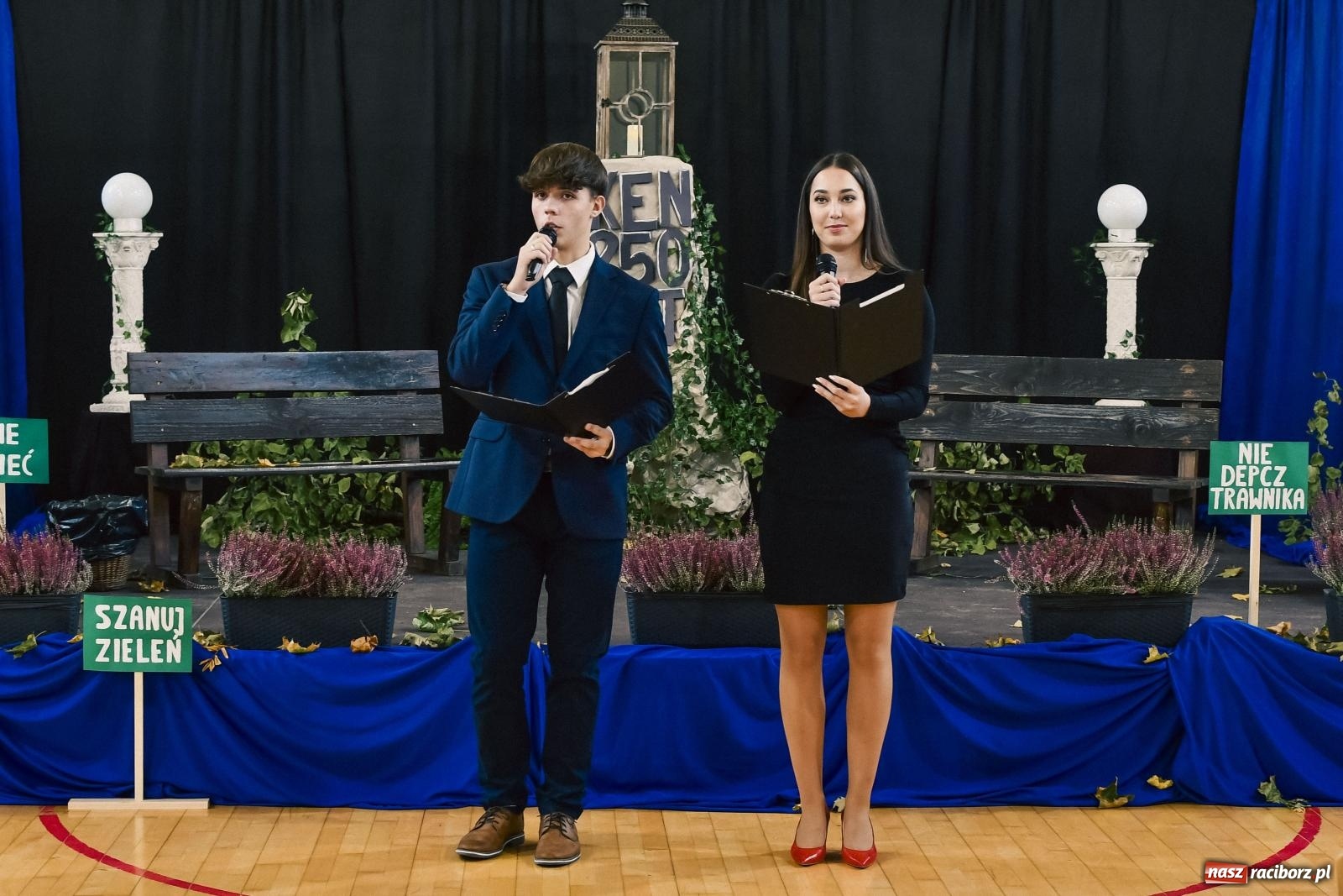 Zdjęcie w galerii na portalu naszraciborz.pl: Powiatowy Dzień Edukacji Narodowej w II LO wiadomości z regionu