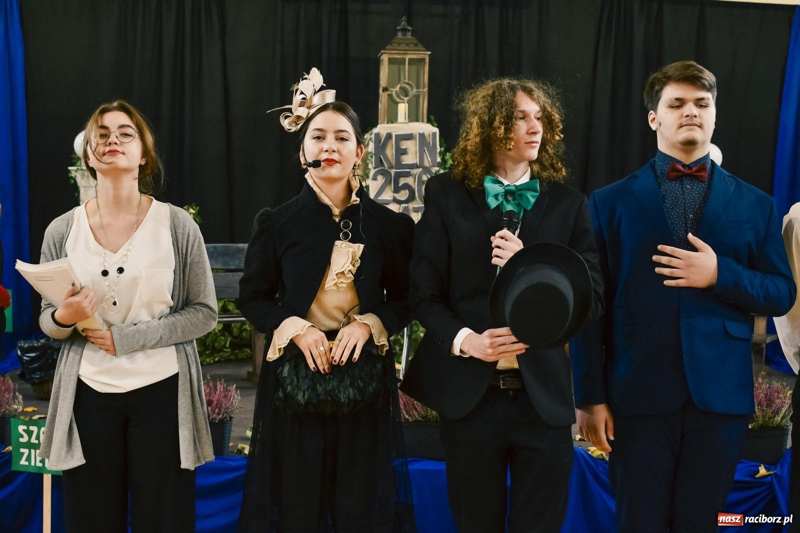 Zdjęcie w galerii na portalu naszraciborz.pl: Powiatowy Dzień Edukacji Narodowej w II LO wiadomości z regionu