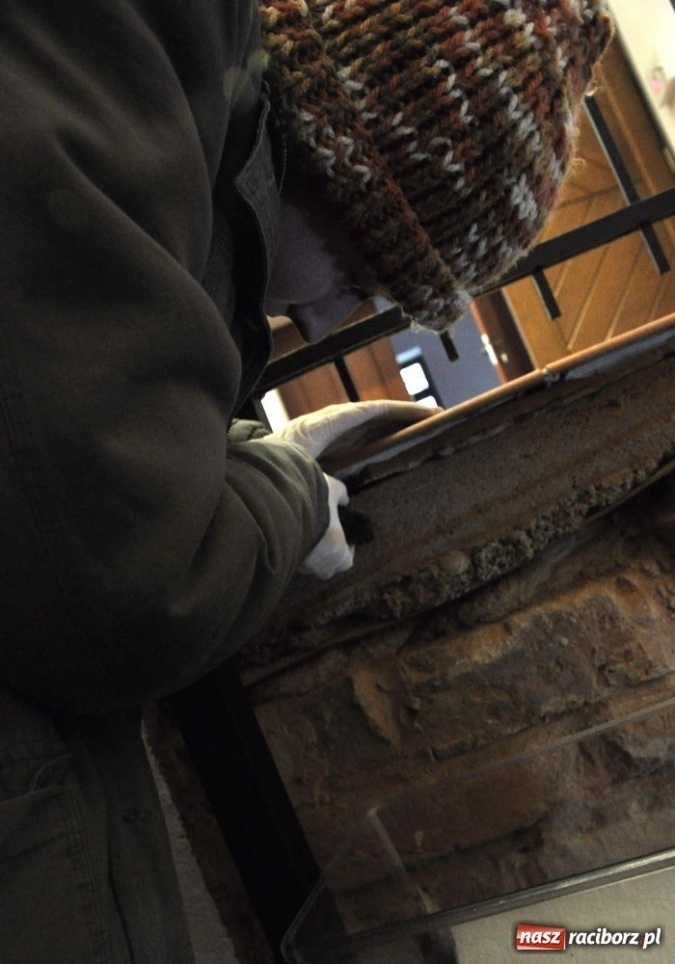 Zdjęcie w galerii na portalu naszraciborz.pl: Mroczek z zamku już bezpieczny wiadomości z regionu