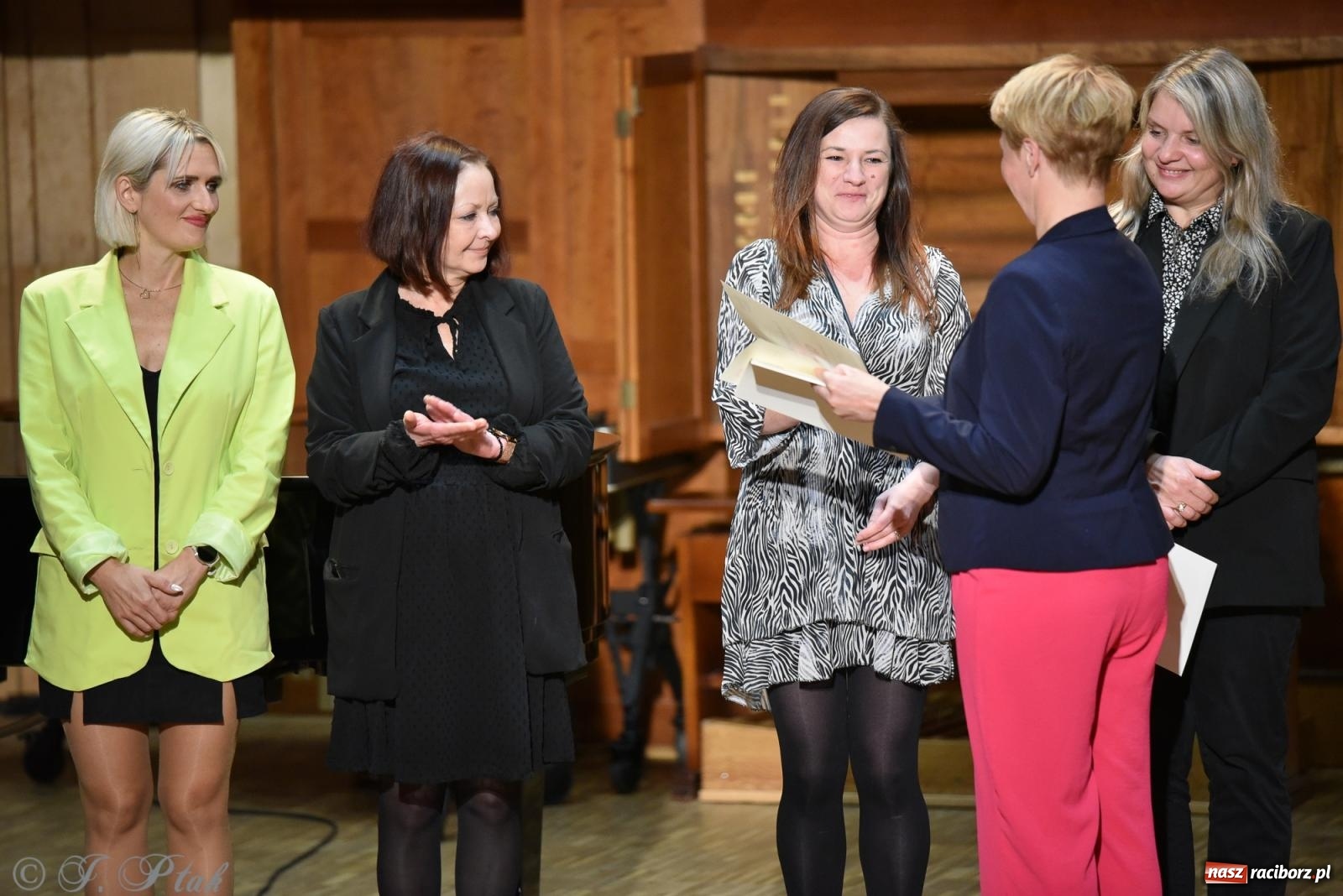 Zdjęcie w galerii na portalu naszraciborz.pl: Dzień Edukacji Narodowej w raciborskiej szkole muzycznej [FOTO i WIDEO] wiadomości z regionu