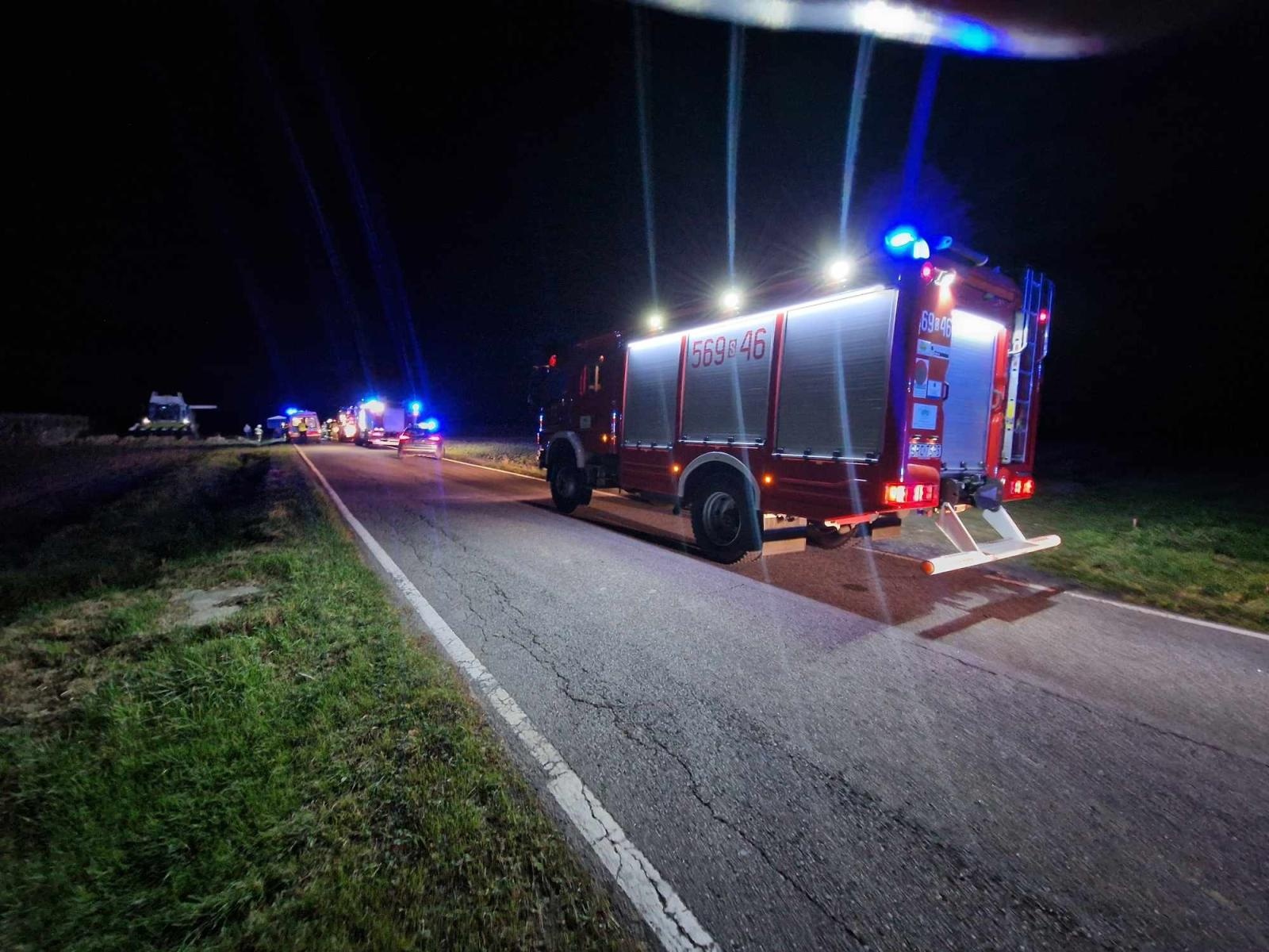 Zdjęcie w galerii na portalu naszraciborz.pl: Raport 998. Ostatni patrol rzeki Odry. Poważny wypadek w Owsiszczach wiadomości z regionu