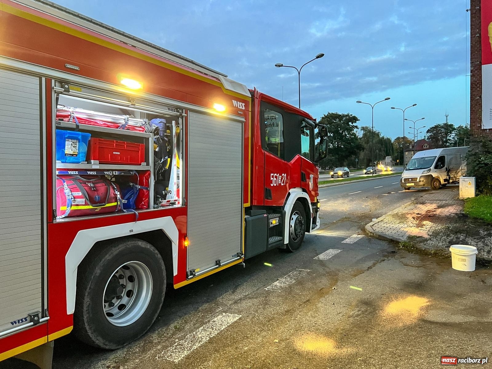 Zdjęcie w galerii na portalu naszraciborz.pl: Trzy uszkodzone pojazdy w kolizji na Reymonta [FOTO] wiadomości z regionu