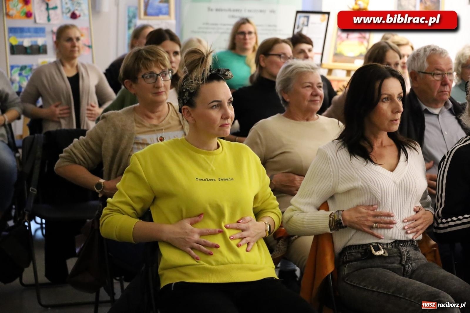 Zdjęcie w galerii na portalu naszraciborz.pl: Wdech i wydech z Patrycją Chomiczewską w raciborskiej bibliotece wiadomości z regionu