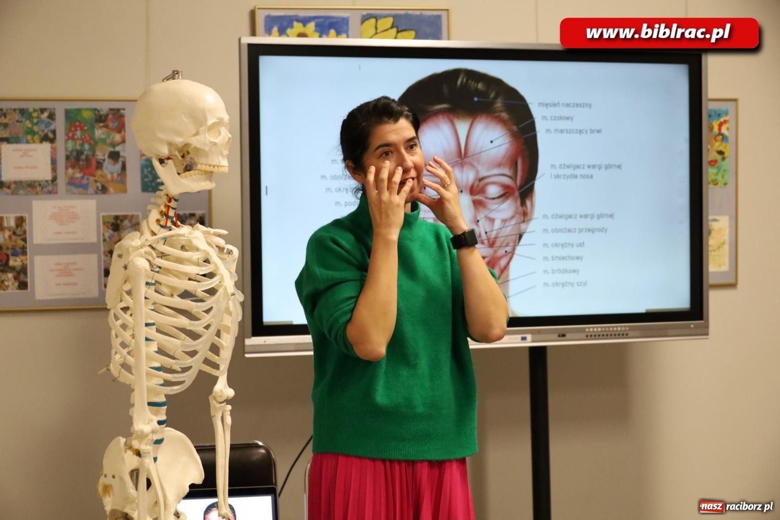 Zdjęcie w galerii na portalu naszraciborz.pl: Wdech i wydech z Patrycją Chomiczewską w raciborskiej bibliotece wiadomości z regionu