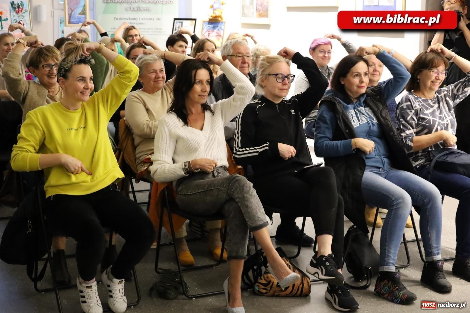 Zdjęcie w galerii na portalu naszraciborz.pl: Wdech i wydech z Patrycją Chomiczewską w raciborskiej bibliotece wiadomości z regionu