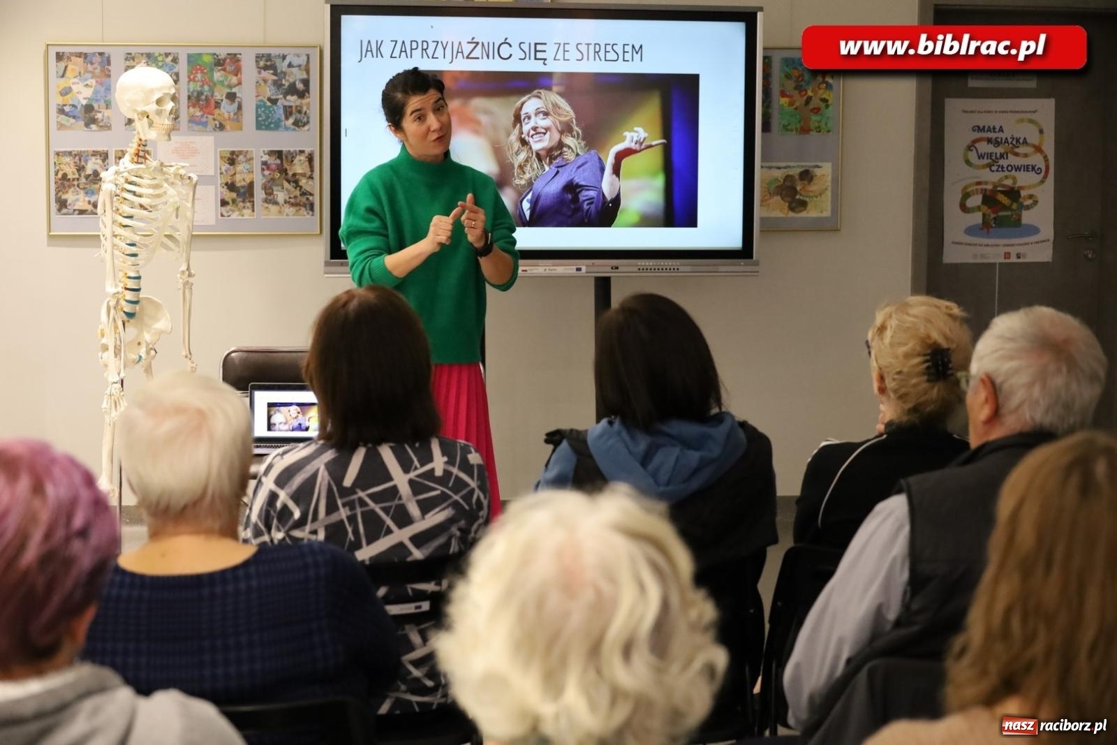 Zdjęcie w galerii na portalu naszraciborz.pl: Wdech i wydech z Patrycją Chomiczewską w raciborskiej bibliotece wiadomości z regionu
