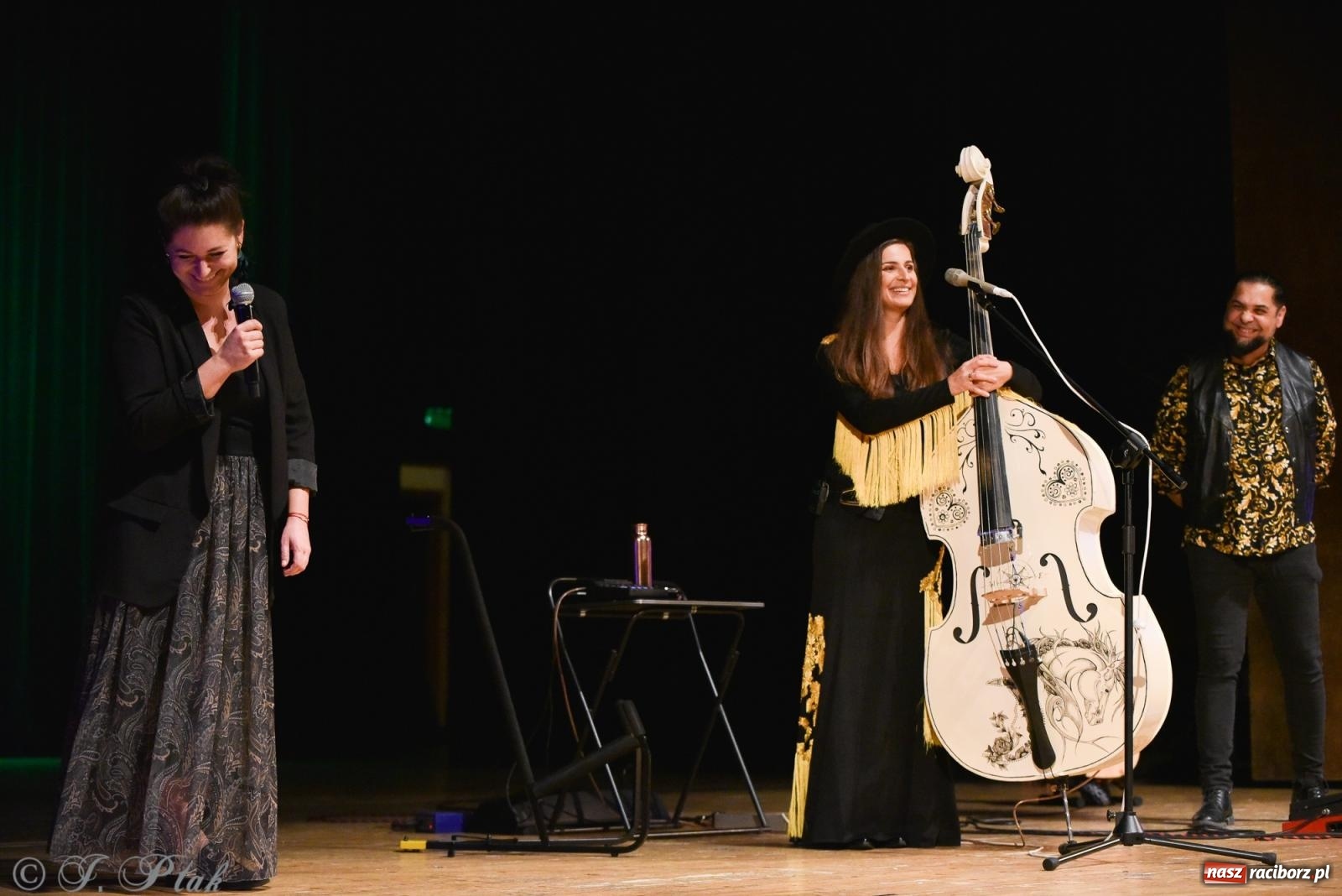 Zdjęcie w galerii na portalu naszraciborz.pl: Megitza & Mirga Pete na deskach RCK [FOTO i WIDEO] wiadomości z regionu