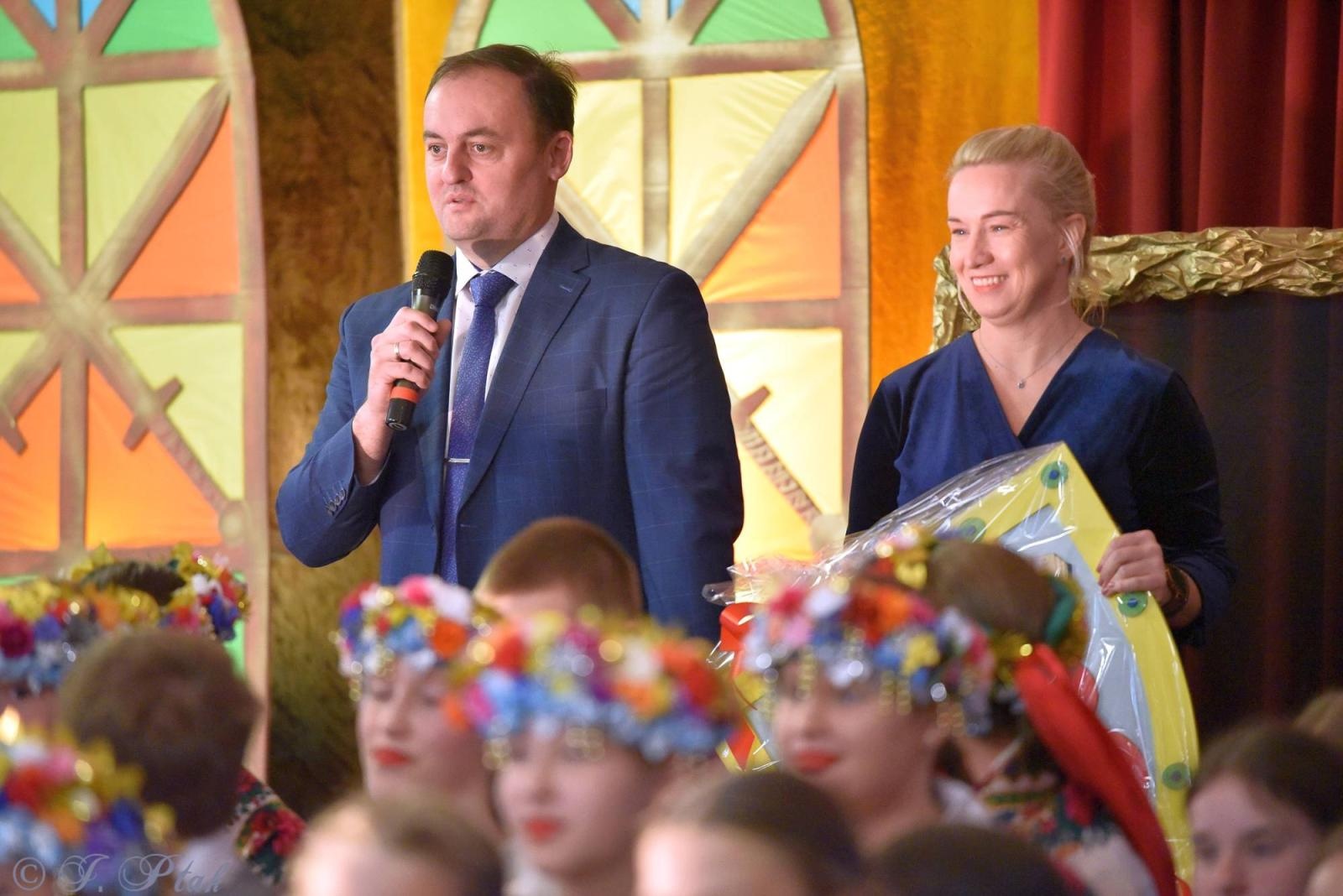 Zdjęcie w galerii na portalu naszraciborz.pl: Urodziny Osiemnastki. 30 lat szkoły w kalejdoskopie wiadomości z regionu