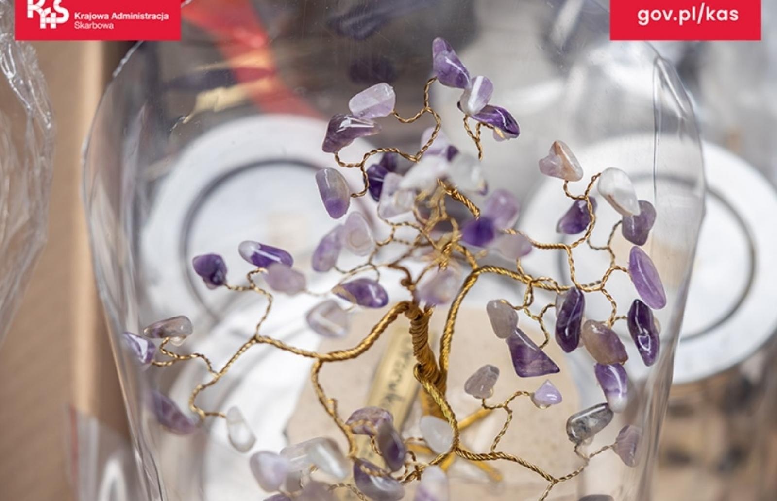 Zdjęcie w galerii na portalu naszraciborz.pl: Rybnicka skarbówka wystawiła na licytację kolekcję biżuterii wiadomości z regionu