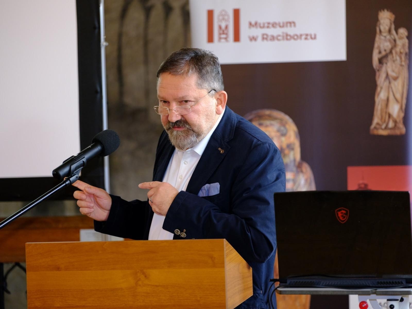 Zdjęcie w galerii na portalu naszraciborz.pl: Niekoronowany król Górnego Śląska bohaterem konferencji w Muzeum wiadomości z regionu