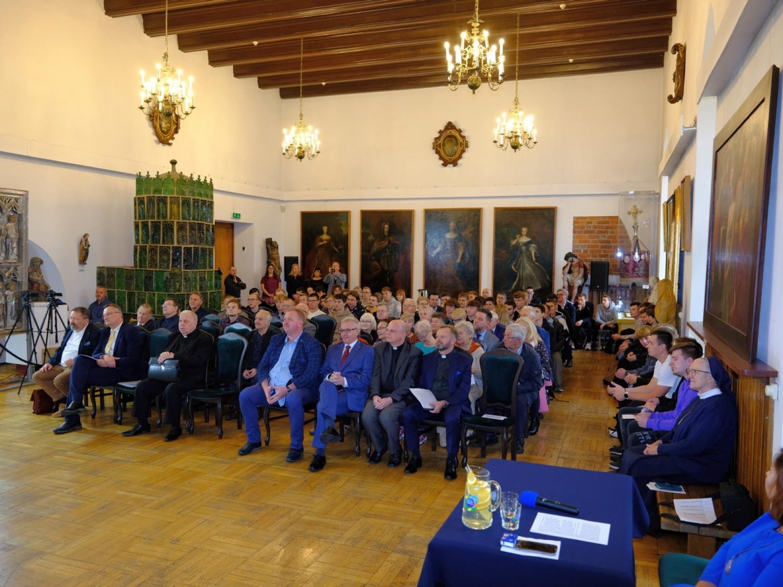 Zdjęcie w galerii na portalu naszraciborz.pl: Niekoronowany król Górnego Śląska bohaterem konferencji w Muzeum wiadomości z regionu