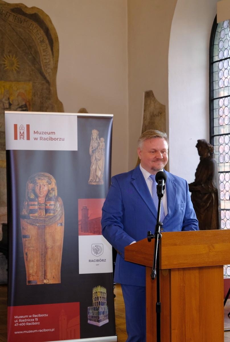 Zdjęcie w galerii na portalu naszraciborz.pl: Niekoronowany król Górnego Śląska bohaterem konferencji w Muzeum wiadomości z regionu