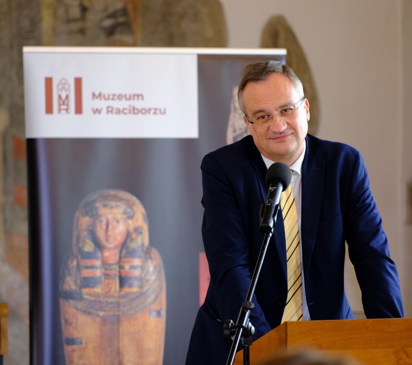 Zdjęcie w galerii na portalu naszraciborz.pl: Niekoronowany król Górnego Śląska bohaterem konferencji w Muzeum wiadomości z regionu