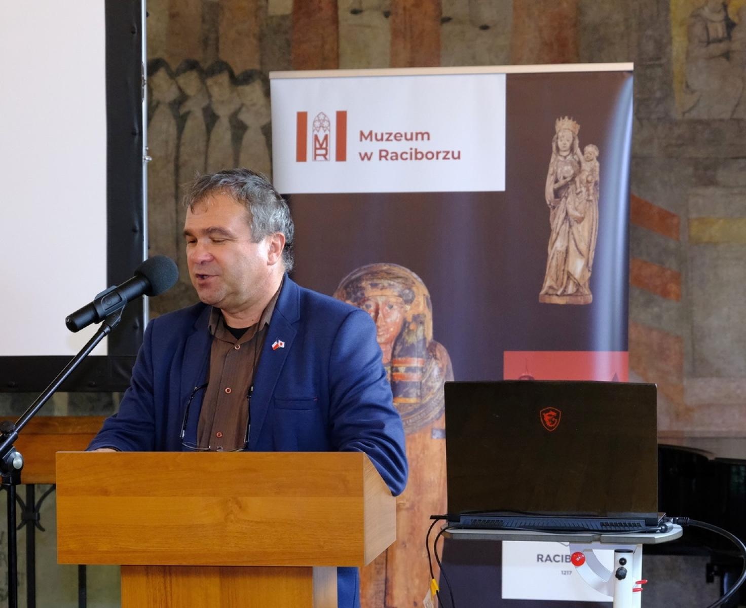 Zdjęcie w galerii na portalu naszraciborz.pl: Niekoronowany król Górnego Śląska bohaterem konferencji w Muzeum wiadomości z regionu