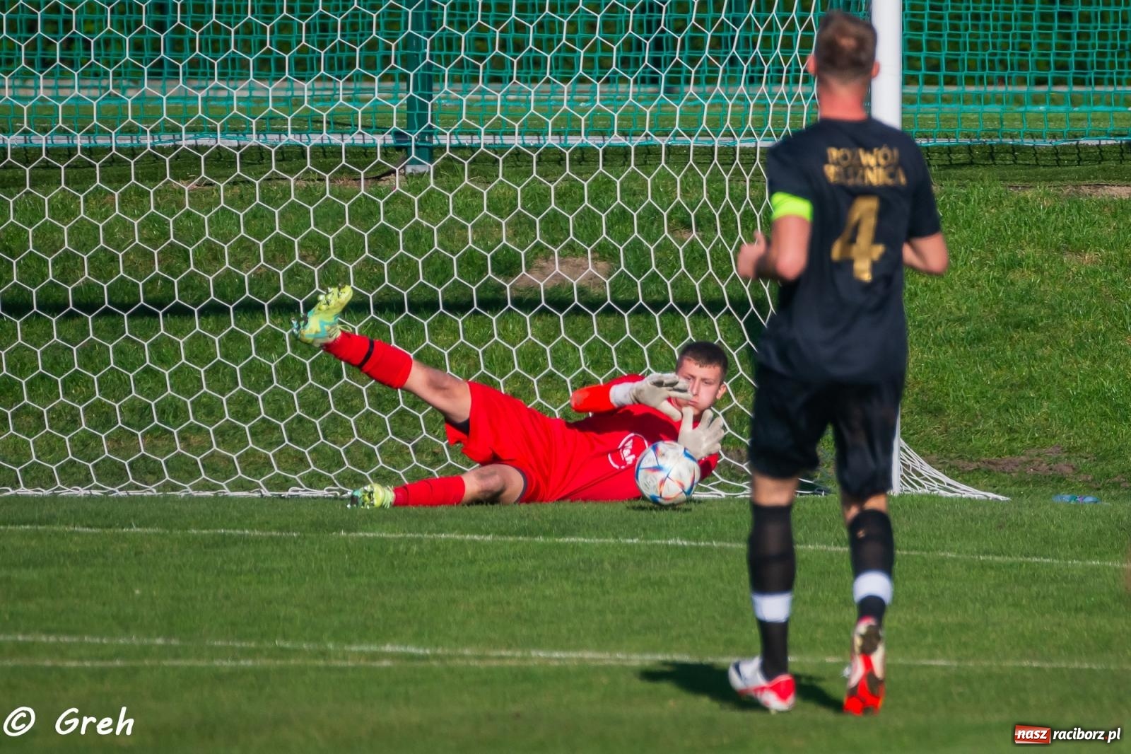 Zdjęcie w galerii na portalu naszraciborz.pl: Wyrównany bój Kolejarza i Rozwoju zakończony podziałem punktów [FOTO] wiadomości z regionu