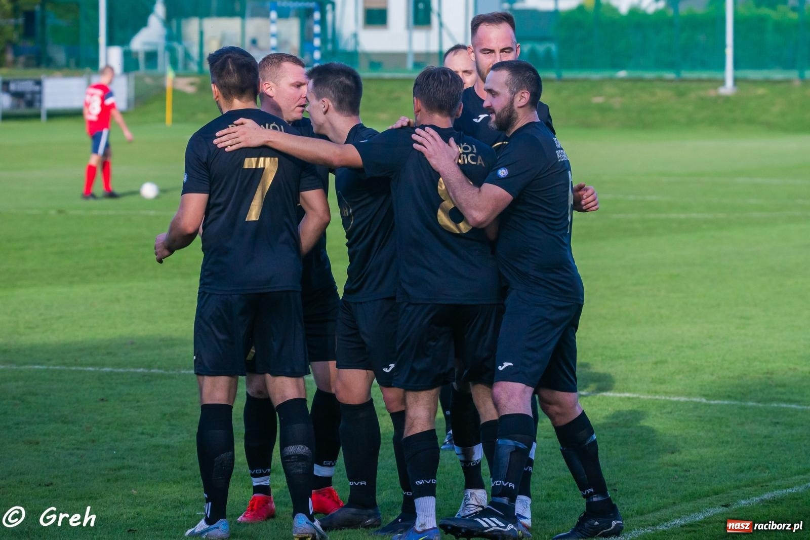 Zdjęcie w galerii na portalu naszraciborz.pl: Wyrównany bój Kolejarza i Rozwoju zakończony podziałem punktów [FOTO] wiadomości z regionu