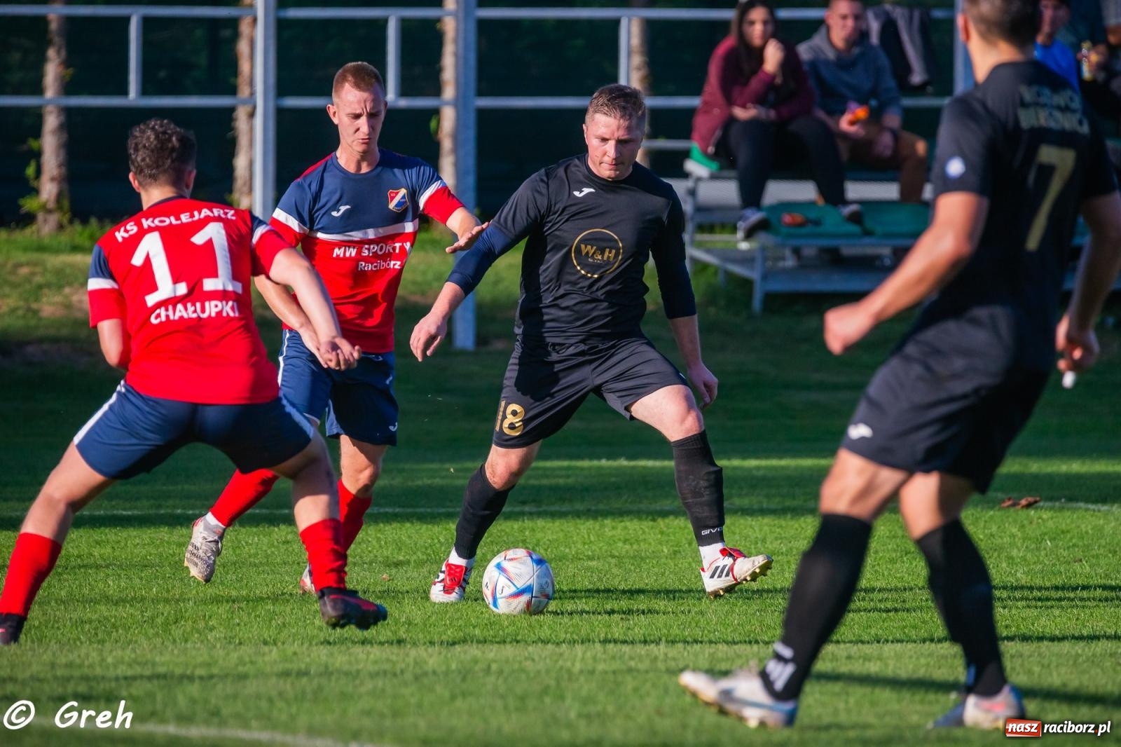 Zdjęcie w galerii na portalu naszraciborz.pl: Wyrównany bój Kolejarza i Rozwoju zakończony podziałem punktów [FOTO] wiadomości z regionu