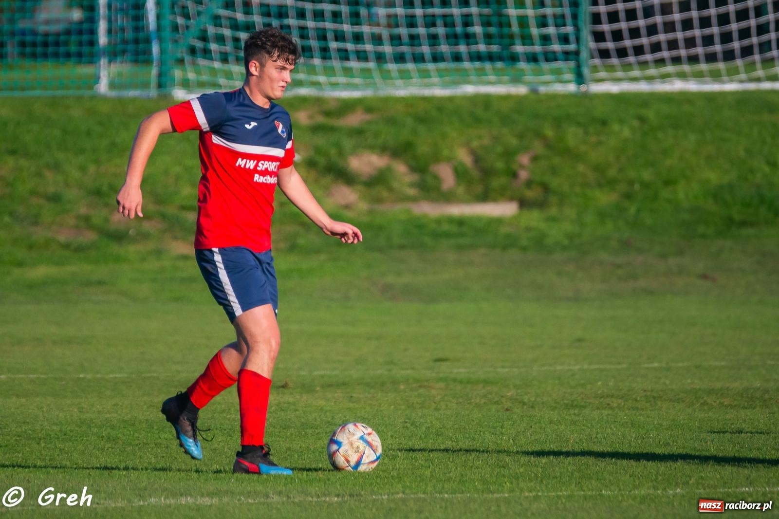 Zdjęcie w galerii na portalu naszraciborz.pl: Wyrównany bój Kolejarza i Rozwoju zakończony podziałem punktów [FOTO] wiadomości z regionu