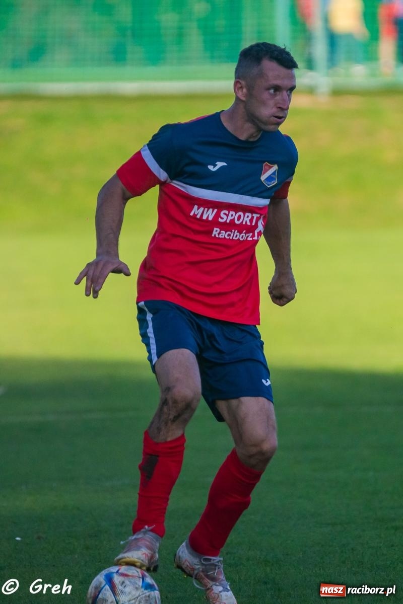 Zdjęcie w galerii na portalu naszraciborz.pl: Wyrównany bój Kolejarza i Rozwoju zakończony podziałem punktów [FOTO] wiadomości z regionu