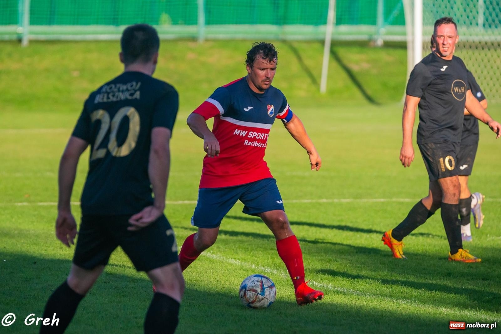 Zdjęcie w galerii na portalu naszraciborz.pl: Wyrównany bój Kolejarza i Rozwoju zakończony podziałem punktów [FOTO] wiadomości z regionu