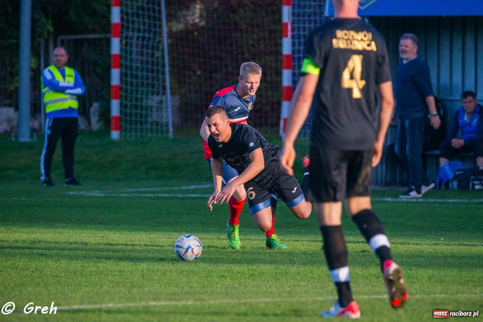 Zdjęcie w galerii na portalu naszraciborz.pl: Wyrównany bój Kolejarza i Rozwoju zakończony podziałem punktów [FOTO] wiadomości z regionu