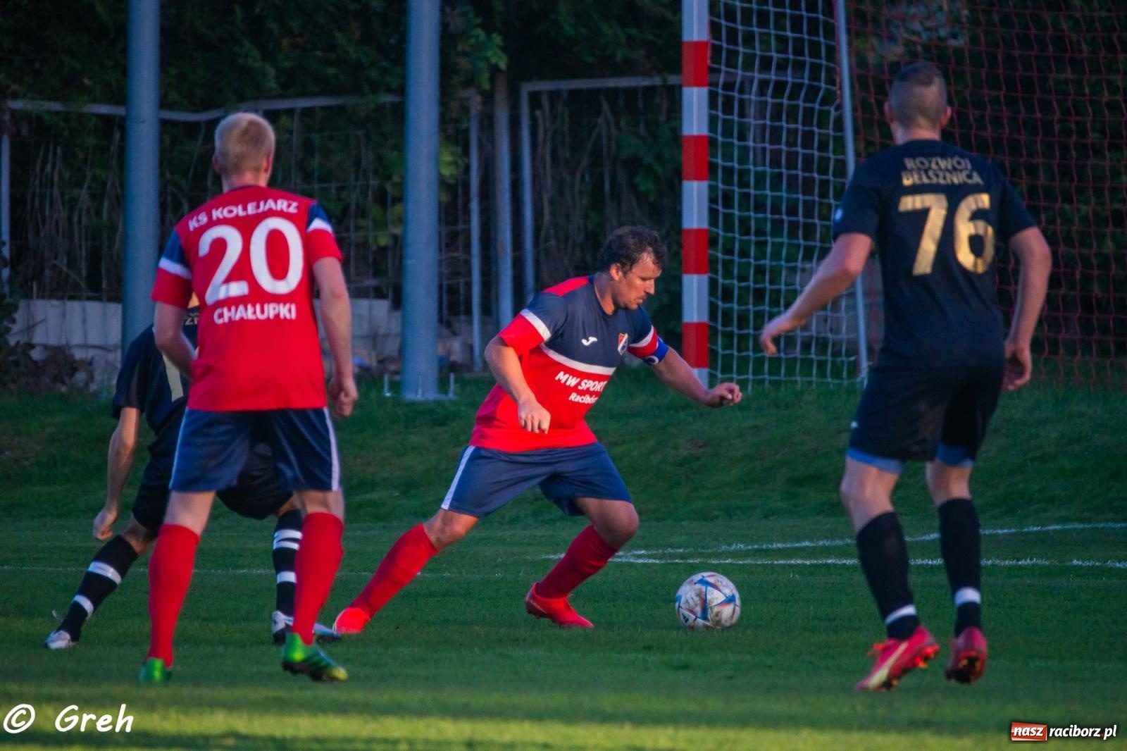 Zdjęcie w galerii na portalu naszraciborz.pl: Wyrównany bój Kolejarza i Rozwoju zakończony podziałem punktów [FOTO] wiadomości z regionu