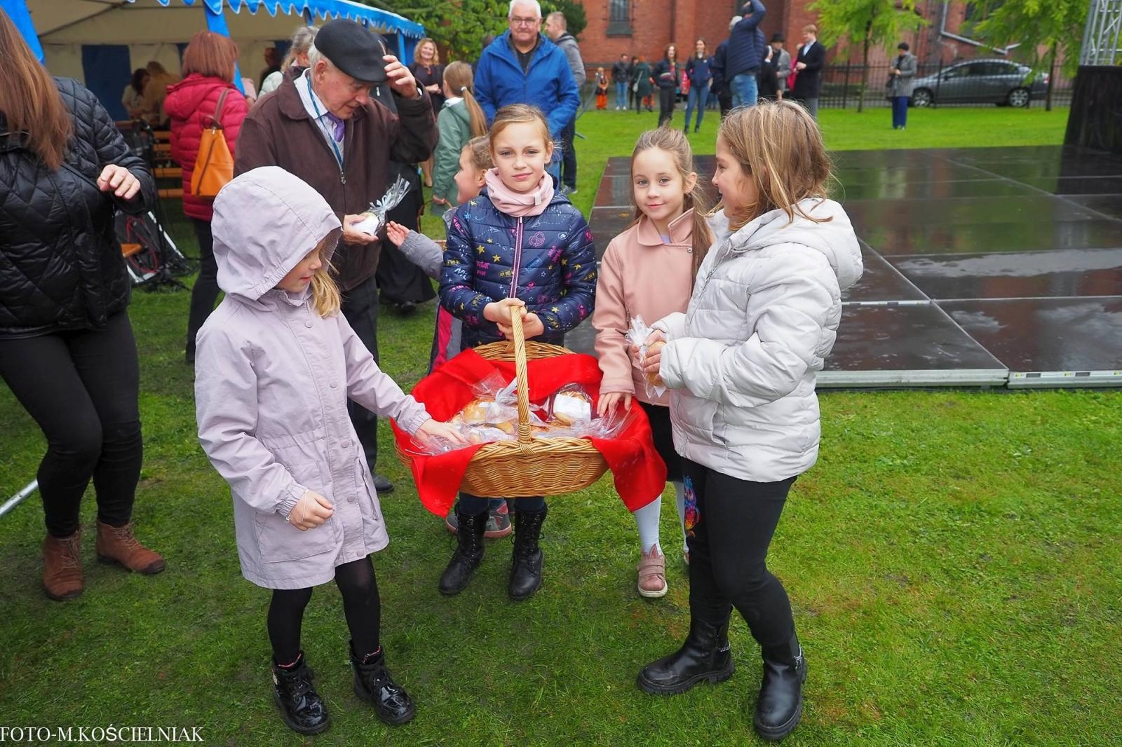 Zdjęcie w galerii na portalu naszraciborz.pl: 50 lat pobytu Elżbietanek na Starej Wsi [FOTO i WIDEO] wiadomości z regionu