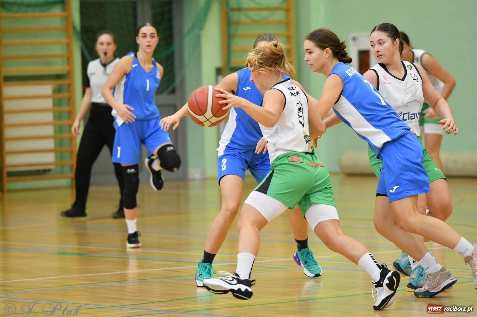 Zdjęcie w galerii na portalu naszraciborz.pl: Druga wygrana RKK. Raciborzanki liderkami [FOTO] wiadomości z regionu