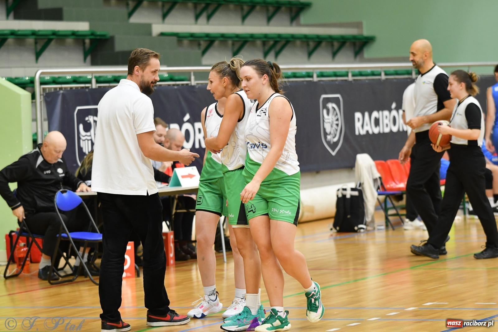 Zdjęcie w galerii na portalu naszraciborz.pl: Druga wygrana RKK. Raciborzanki liderkami [FOTO] wiadomości z regionu