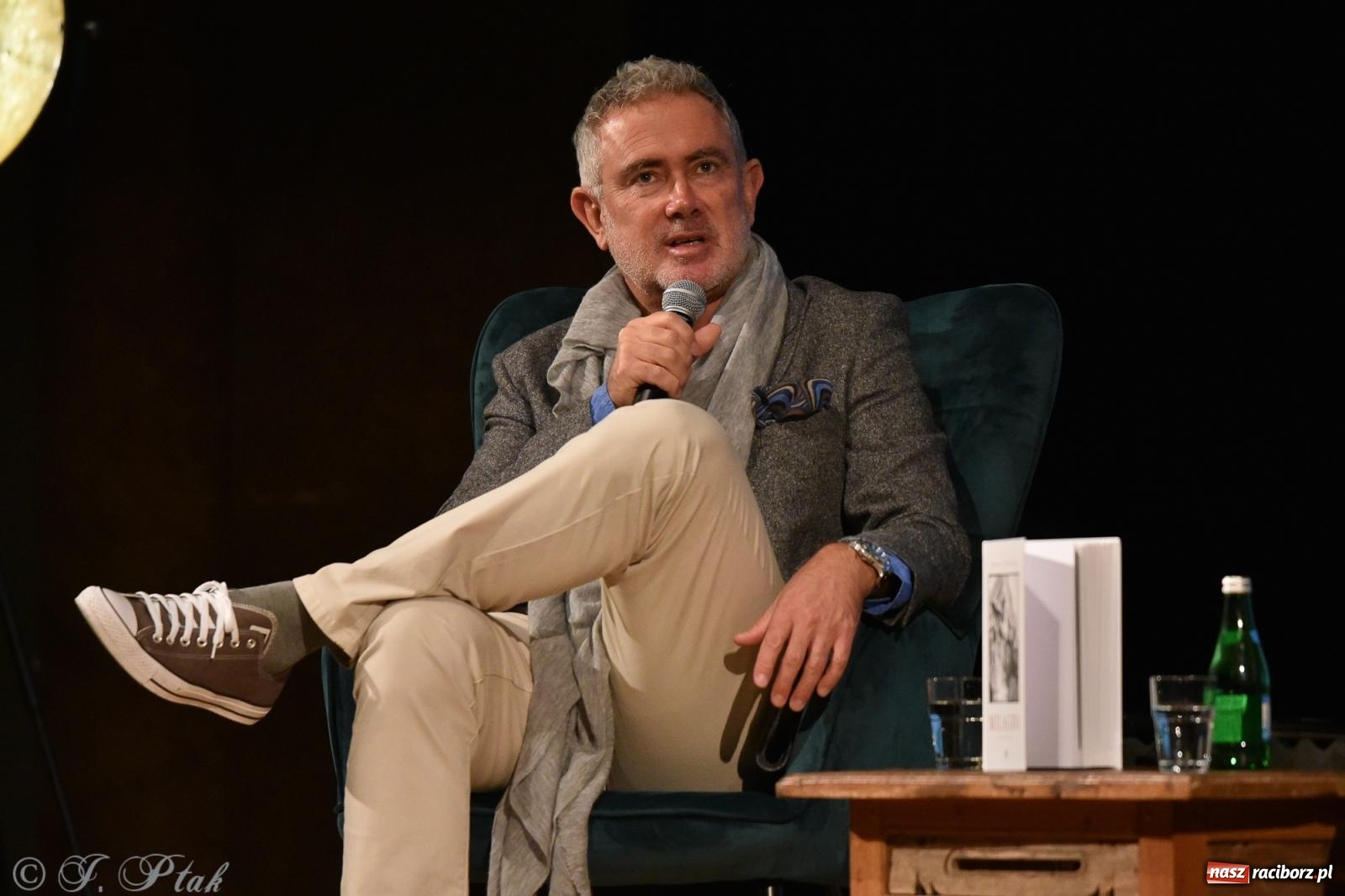 Zdjęcie w galerii na portalu naszraciborz.pl: Lodowi jeźdźcy i kubańskie rytmy. Rybicki i Kydryński na finał Wiatraków wiadomości z regionu