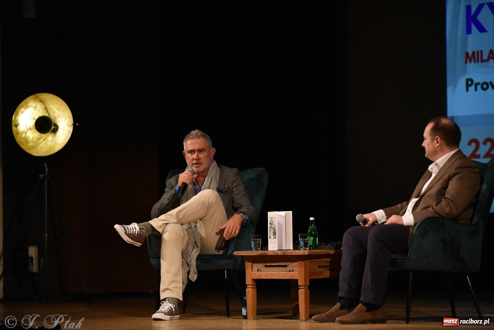 Zdjęcie w galerii na portalu naszraciborz.pl: Lodowi jeźdźcy i kubańskie rytmy. Rybicki i Kydryński na finał Wiatraków wiadomości z regionu