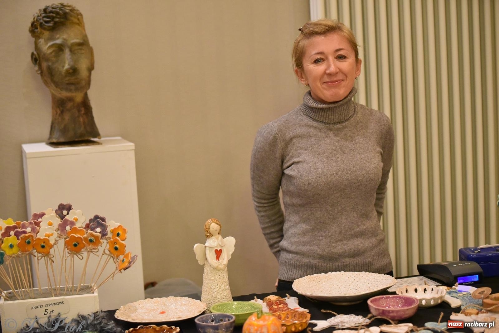 Zdjęcie w galerii na portalu naszraciborz.pl: Lodowi jeźdźcy i kubańskie rytmy. Rybicki i Kydryński na finał Wiatraków wiadomości z regionu