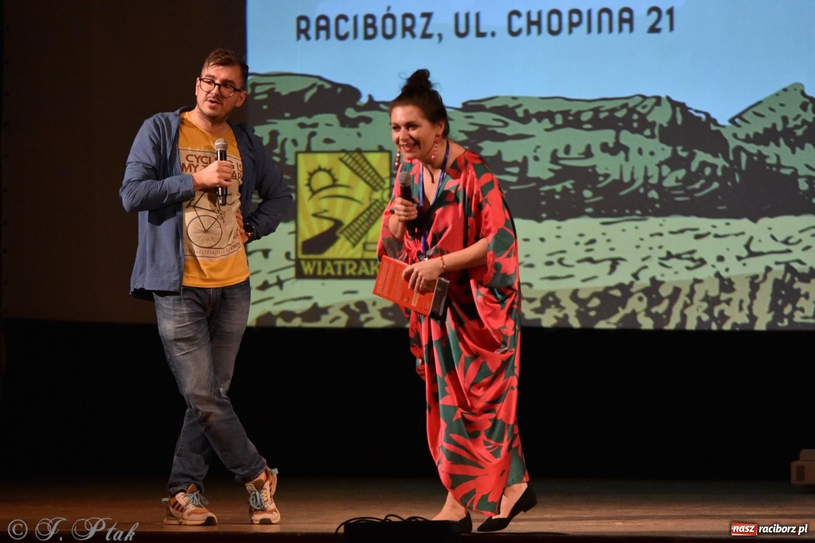 Zdjęcie w galerii na portalu naszraciborz.pl: Lodowi jeźdźcy i kubańskie rytmy. Rybicki i Kydryński na finał Wiatraków wiadomości z regionu