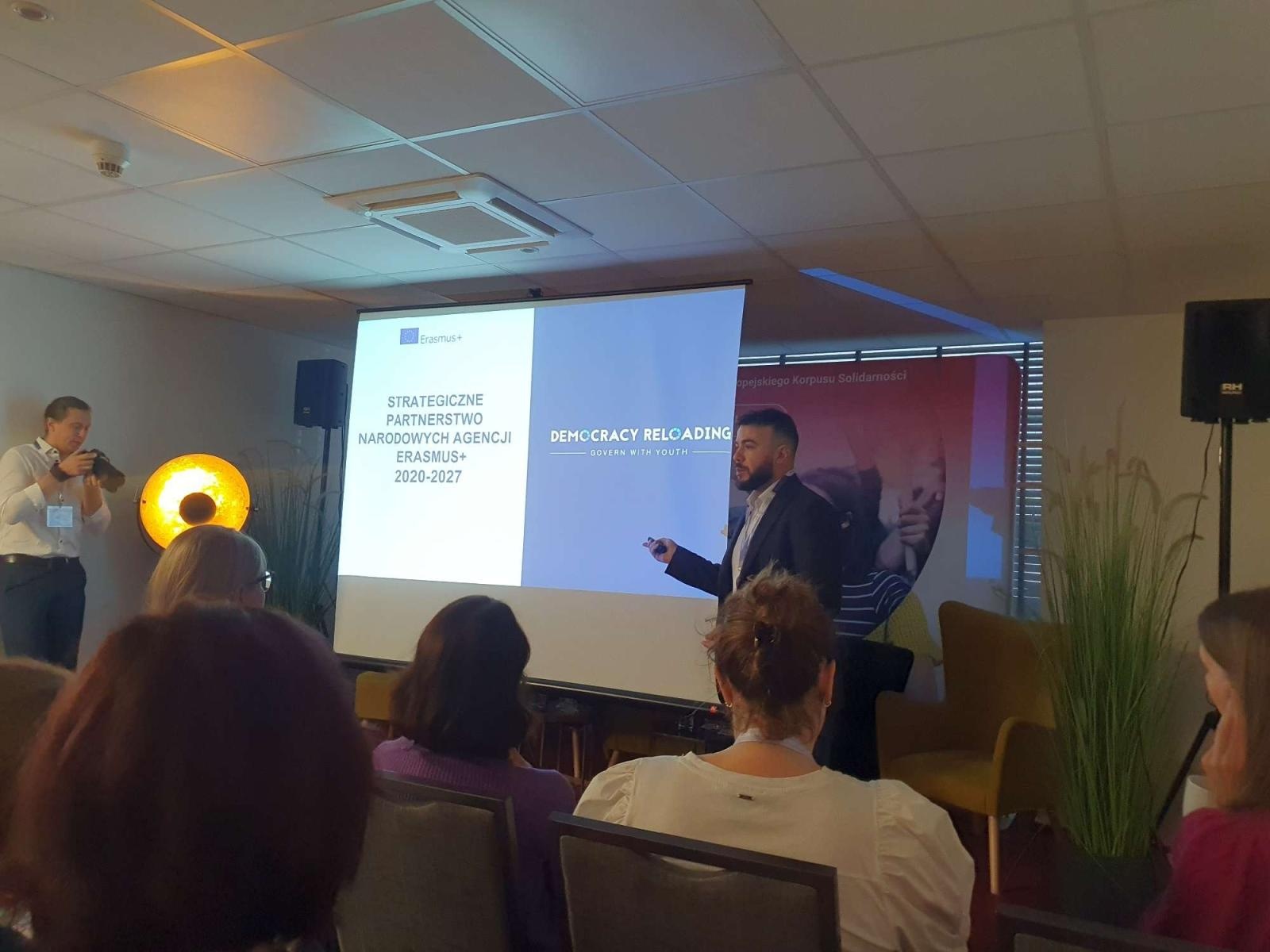 Zdjęcie w galerii na portalu naszraciborz.pl: Stacja młodych i Raciborski Urban Lab na nowym dworcu wiadomości z regionu